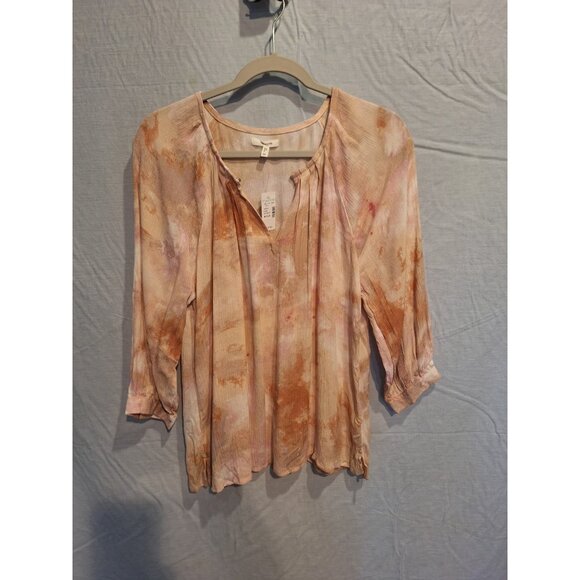 Maurices Womens Shirt 3/4 Sleeve Keyhole Tie Dye Size Medium Pink NWT - Picture 1 of 4